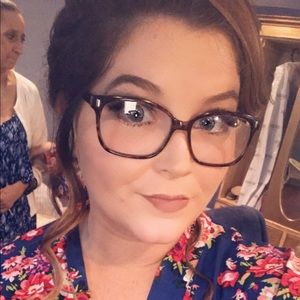 Meet your Posher, Kaci